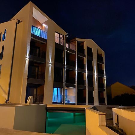 Fides Stylish Apartments Tivat With Pool Exteriör bild